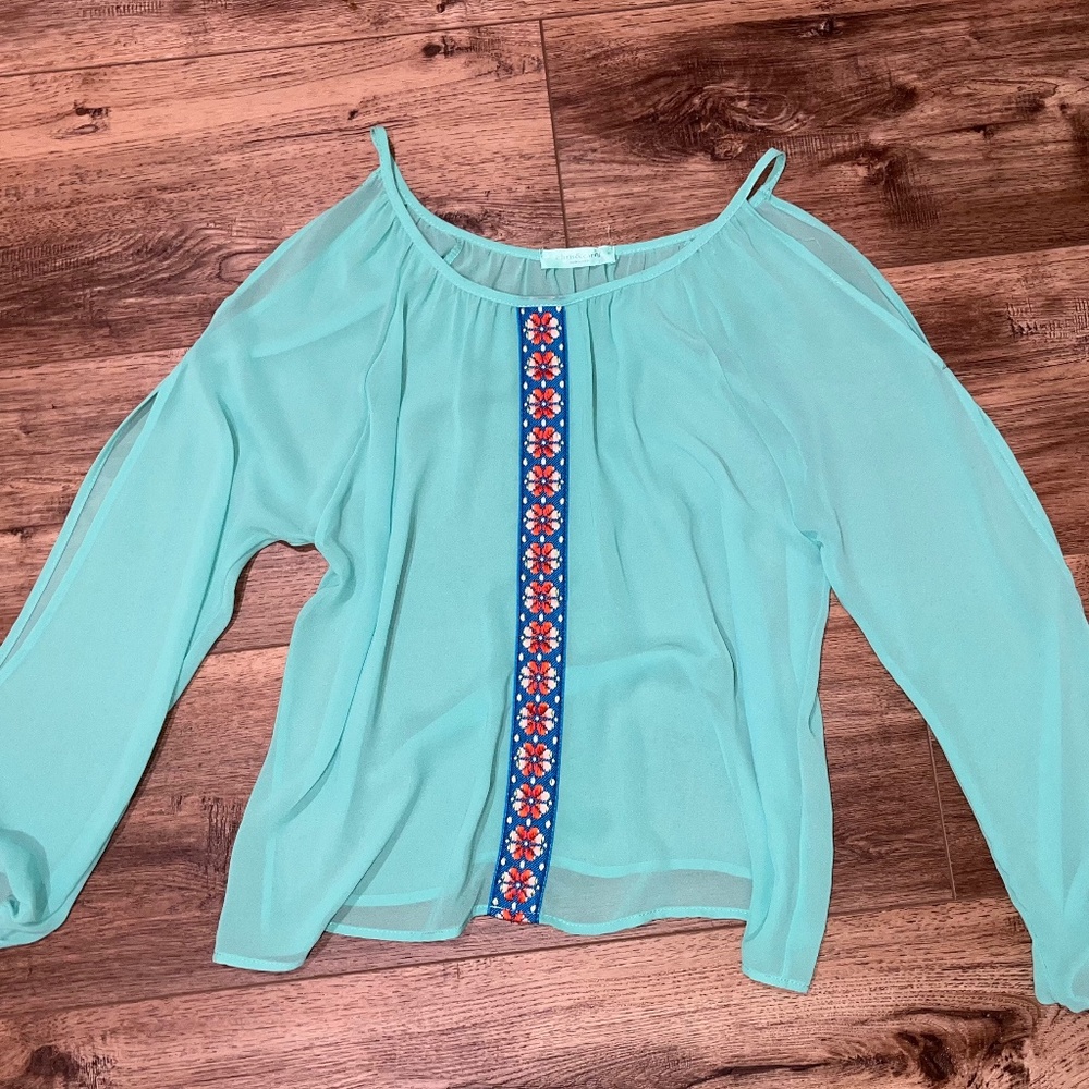 Flower detailed shirt